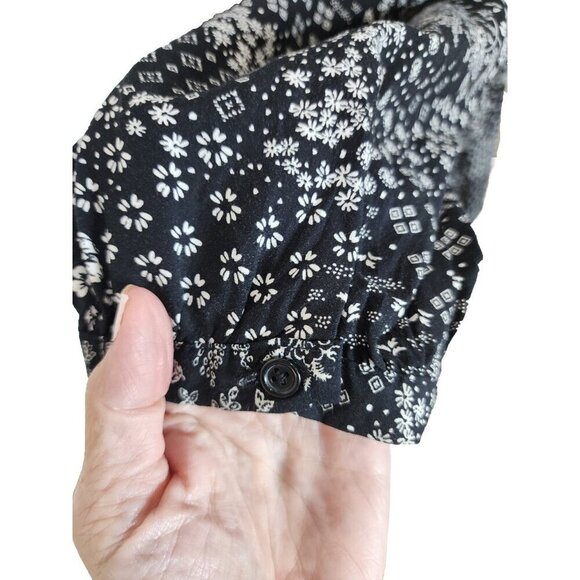 Old Navy Large Dress Black Floral Long Sleeve Mini V-Neck Cottagecore Large - Picture 6 of 8